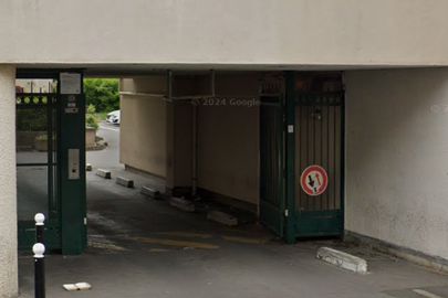 Parking Héloïse - 10 avenue du Maréchal Mortier - La Queue en Brie