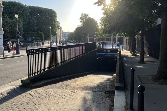 Vignette parking Serres du Jardin du Luxembourg - place André Honnorat - Paris 6