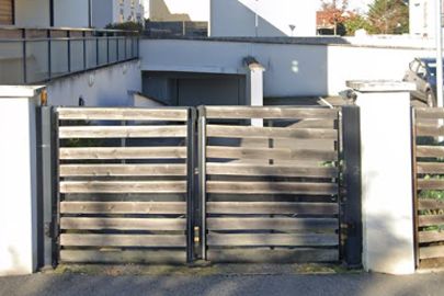 Parking Carrières-sous-Poissy - Parc du Peuple de l'herbe - Flora Tristan