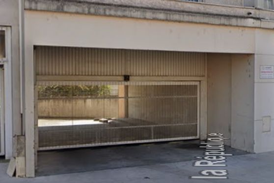 Vignette parking Vaulx-en-Velin - place Pasteur - République
