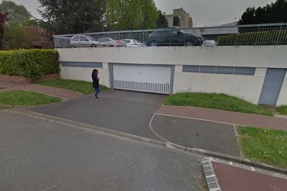 Parking La coline - rue Edgar degas - La Queue en Brie