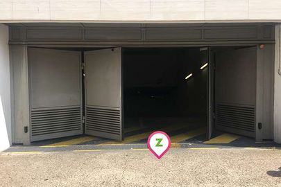 Parking Issy-les-Moulineaux - Gare d'Issy - Verdun