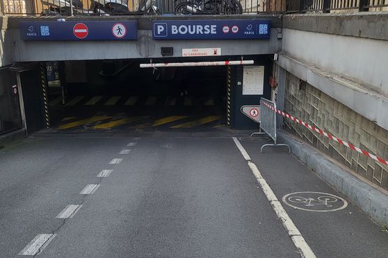 Vignette parking Métro Bourse - place de la Bourse - Paris 2