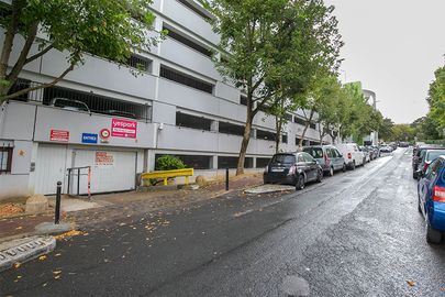 Vignette parking Aire Victor Hugo - rue Charles Calmus - Gentilly