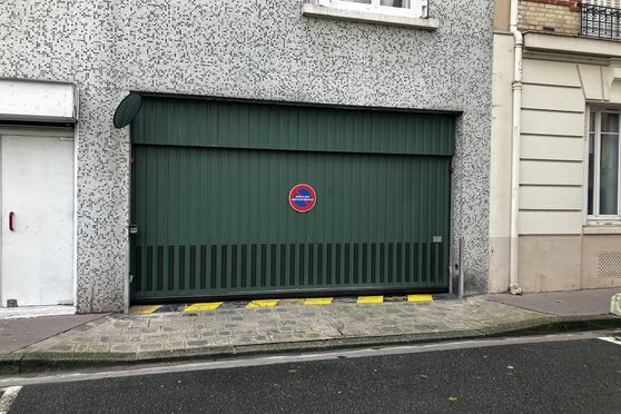 Vignette parking Square Château du Loir - rue Kilford - Courbevoie