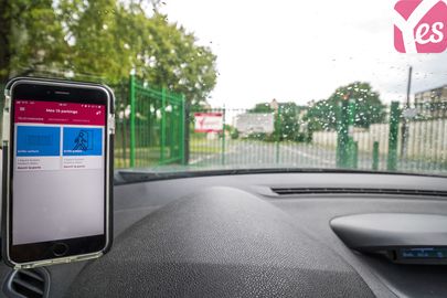 Parking Le Globe - Stains