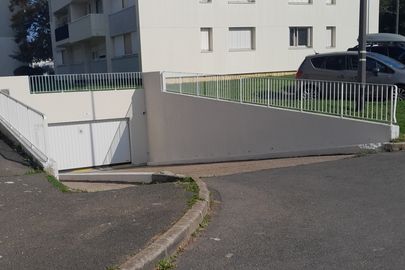 Vignette parking Les Geraniums - rue Gallieni - Rueil Malmaison