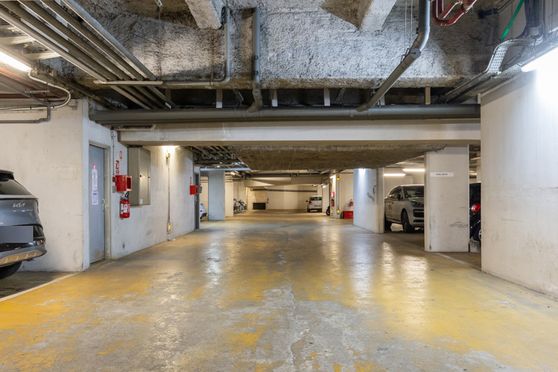 Vignette parking Place des 3 Frères Enghels - rue François Couperin - Courbevoie