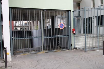 Parking Ourcq - Petit - Paris 19