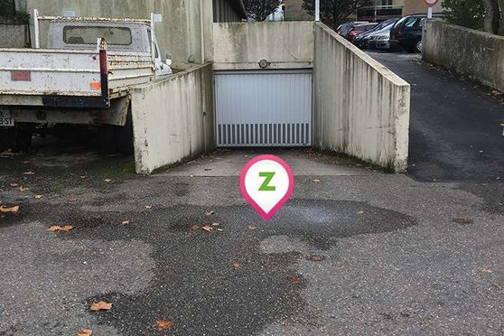 Vignette parking Lyon - Gorge de Loup - Deux Amants