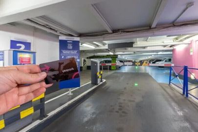 Parking Marché Poncelet - avenue Hoche - Paris 8