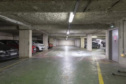 Parking Métro Porte de Pantin - Sente des Dorées - Paris 19