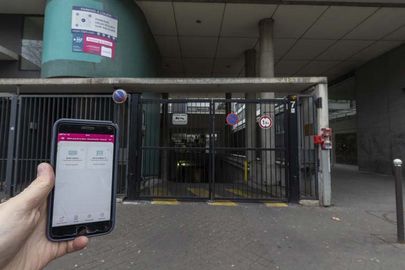 Parking Métro quai de La Gare (côté GAUCHE) - Vincent Auriol - Paris 13