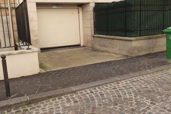 Vignette parking 30 rue Calmels Prolongée - Paris