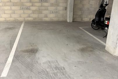 Vignette parking 11 allée Johnny Hallyday - Marseille 8