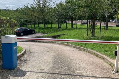 Parking 12 rue de Cazes - Vaucresson