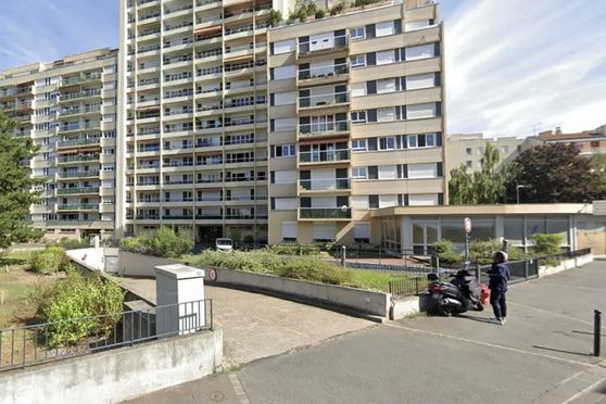 Vignette parking Square Etienne Jarrousse - rue Jean Jaurès - Vanves