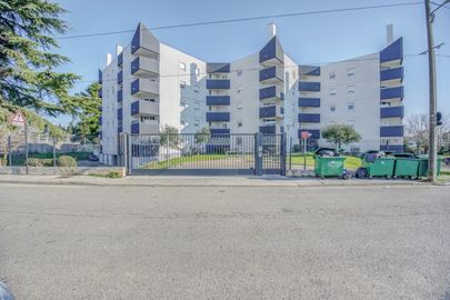 Parking Lycée professionnel Frédéric Mistral - Ancienne route du Générac - Nîmes