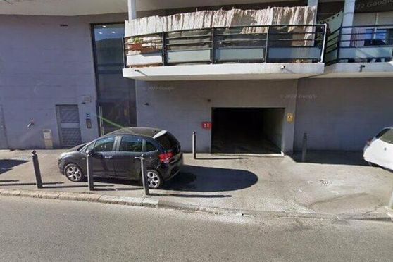 Vignette parking Chemin de la Commanderie - chemin de la Commanderie - Marseille 15