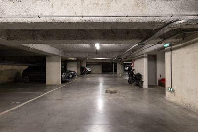 Vignette parking Métro Porte de Saint-Ouen - rue de la Moskova - Paris 18