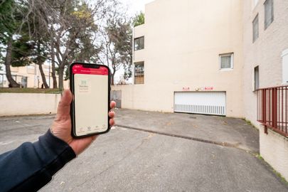 Parking 8 rue jean claude cundier - Avignon