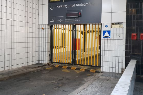 Vignette parking Pathé Beaugrenelle - rue Robert de Flers - Paris 15