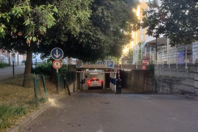 Parking Fac du Kremlin-Bicêtre - 3 place Victor Hugo - Kremlin Bicêtre