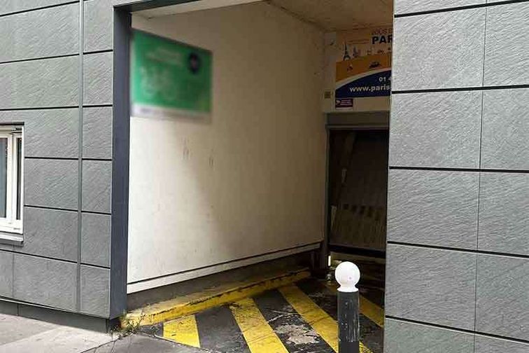 Paris - Pernety - rue de Gergovie - Parking réservable en ligne - Paris