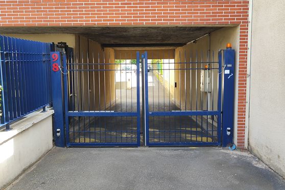 Vignette parking Séjours & Affaires le Magistère Créteil