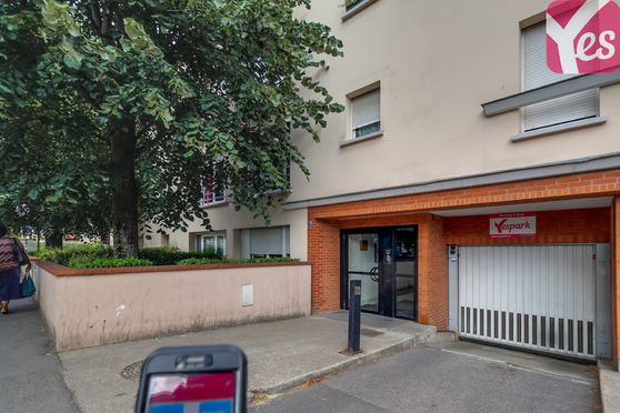 Vignette parking Tramway Lamartine - rue Auguste Delaune - Villejuif