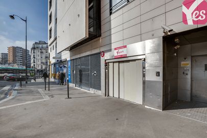 Vignette parking Place Jeanne d'Arc - Olympiades - Paris 13