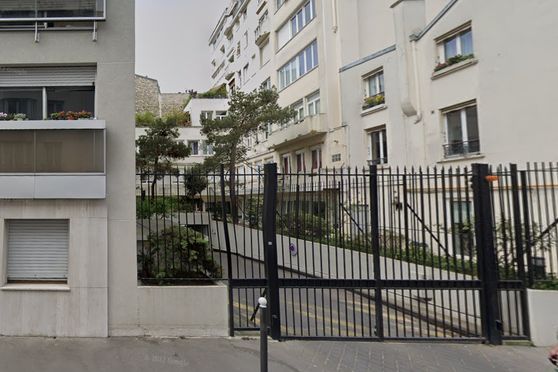 Vignette parking Métro Rome - rue Beudant - Paris 17