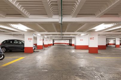 Parking Place Jeanne d'Arc - rue Albert - Paris 13