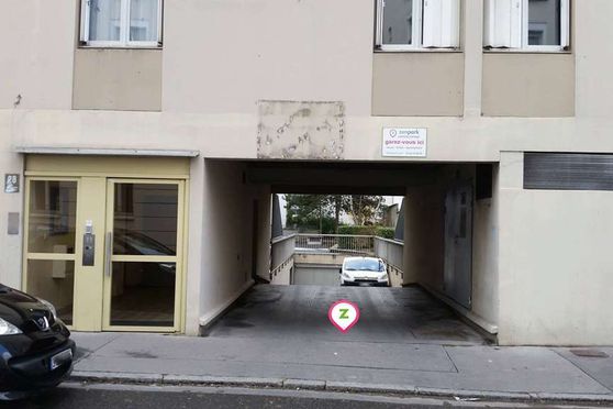 Vignette parking Lyon - Gare Jean Macé - Lortet