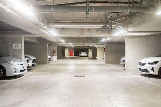Vignette parking Levallois-Perret - Gare de Clichy-Levallois - Odalys