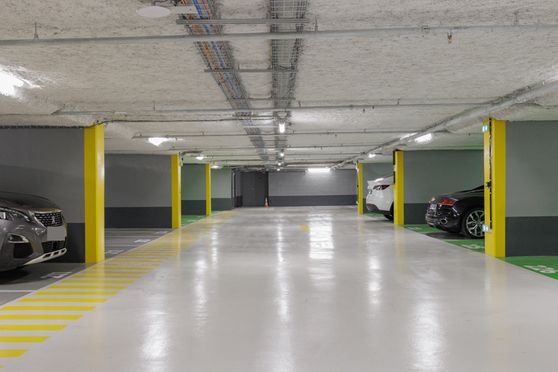 Vignette parking Métro Pereire - rue Pierre Demours - Paris 17