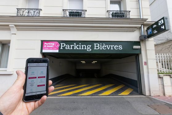 Vignette parking Plessis Piquet - rue de Bièvres - Clamart