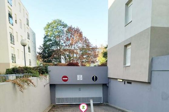 Vignette parking Garches - Clinique du Château - Grande Rue