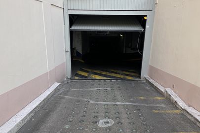 Parking Métro Reuilly – Diderot - rue Erard - Paris 12