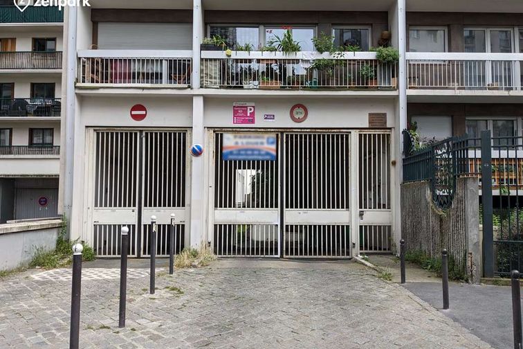 Paris - Porte des Lilas - Saint-Fargeau - Parking réservable en ligne - Paris