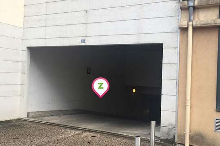 Bourg-en-Bresse - Champ de Foire - Albert 1er - Parking réservable en ligne - Bourg-en-Bresse