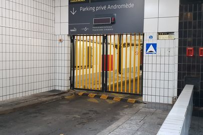 Parking Pathé Beaugrenelle - rue Robert de Flers - Paris 15