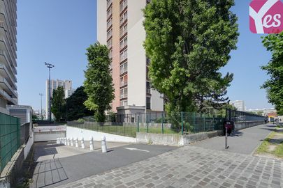 Parking Monmousseau - Verrollot - rue Gaston Monmousseau - Ivry sur Seine
