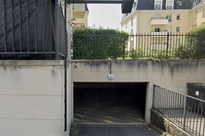 Parking Caserne - allée des Chasseurs - Épernay