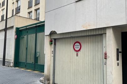 Parking Métro Ourcq - 4 rue Léon Giraud - Paris 19