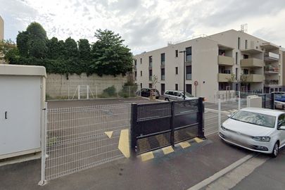 Parking 15 rue luc de vauvenargues - Perpignan