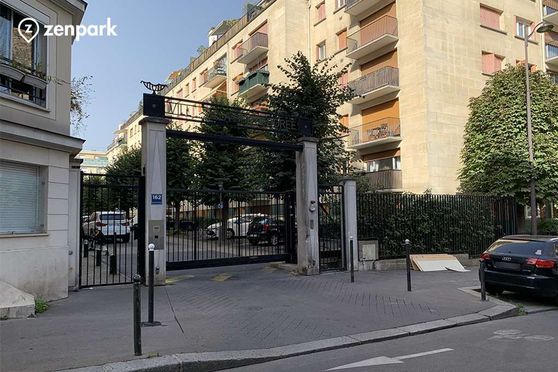 Vignette parking Paris - Porte Dorée - Michel Bizot