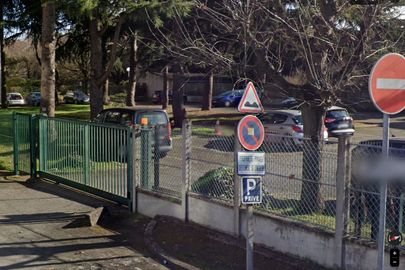 Parking 6 allée Jean Fourcade - Les Mureaux