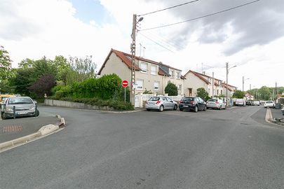 Parking Gare des Saules - rue Pierre Semard - Orly
