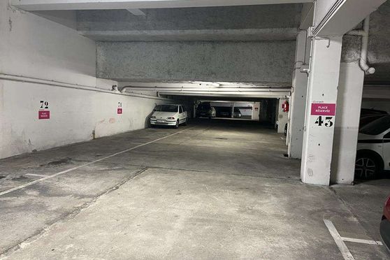 Vignette parking Paris - Porte de Bagnolet - mk2 Gambetta